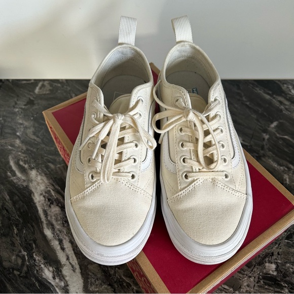 Marshmallow Sentry Old Skool Vans - Picture 3 of 12